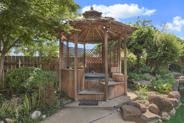 816 Evert Ct, Lodi, CA 95242