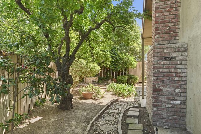 816 Evert Ct, Lodi, CA 95242