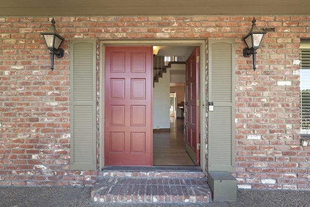 816 Evert Ct, Lodi, CA 95242