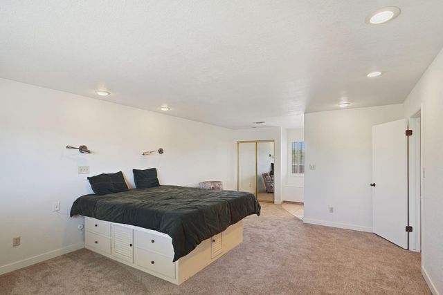 816 Evert Ct, Lodi, CA 95242