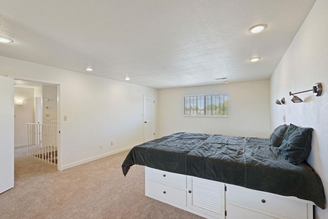 816 Evert Ct, Lodi, CA 95242