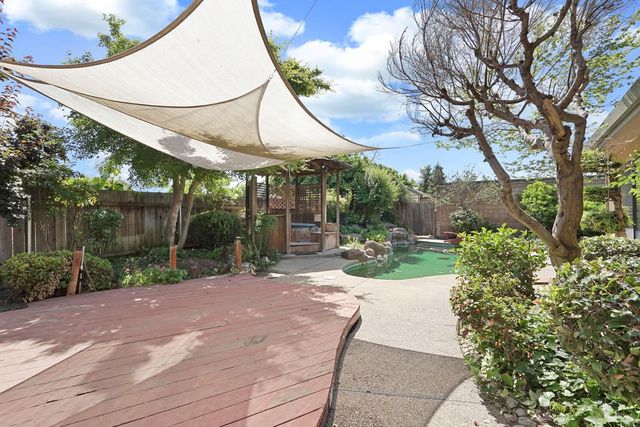 816 Evert Ct, Lodi, CA 95242