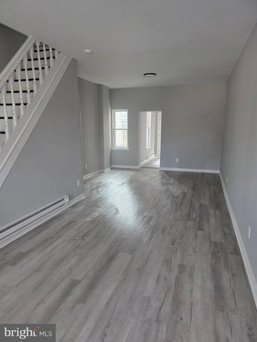 1256 JACKSON ST, Camden, NJ 08104