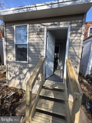 1256 JACKSON ST, Camden, NJ 08104