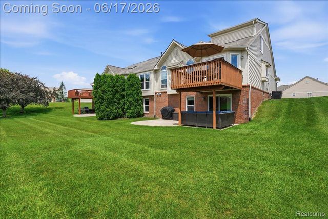 57549 Windmill Point, Lyon Charter Township, MI 48165
