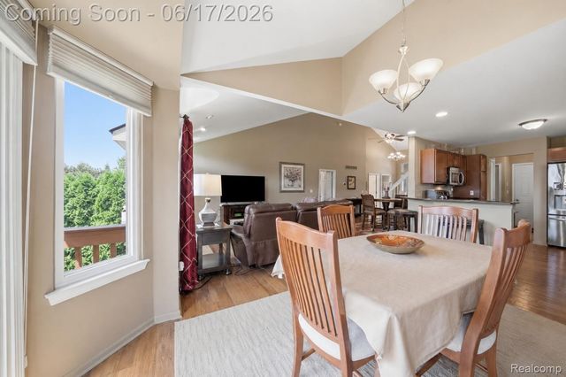 57549 Windmill Point, Lyon Charter Township, MI 48165
