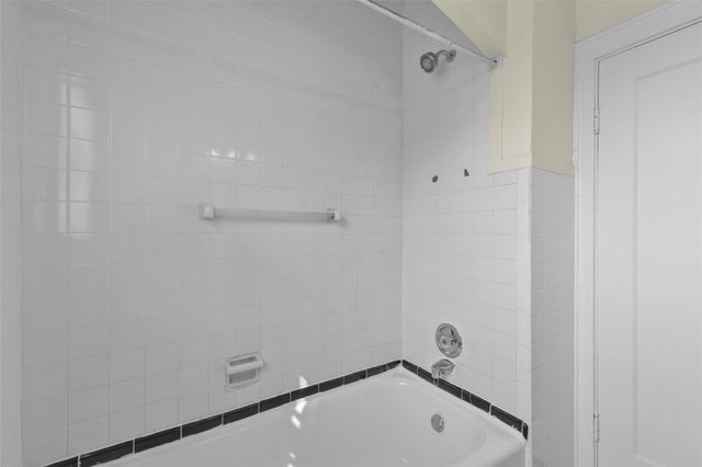 436 Westmoreland Street 2, Houston, TX 77006