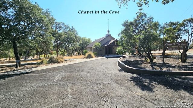 1268 Overbrook Lane, Spring Branch, TX 78070