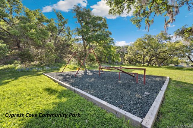 1268 Overbrook Lane, Spring Branch, TX 78070