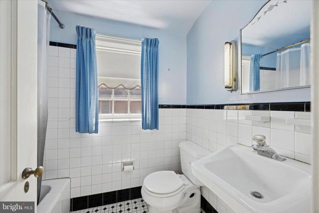 904 HARPER AVE, Drexel Hill, PA 19026