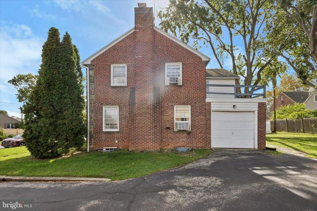 904 HARPER AVE, Drexel Hill, PA 19026
