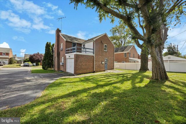 904 HARPER AVE, Drexel Hill, PA 19026