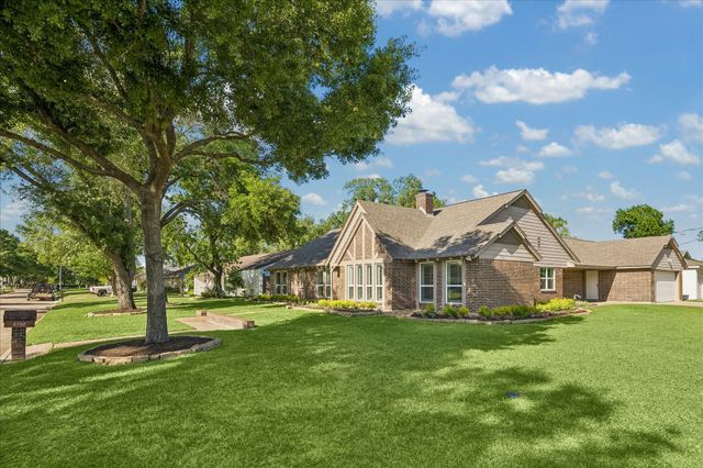 2702 Quincannon Lane, Houston, TX 77043