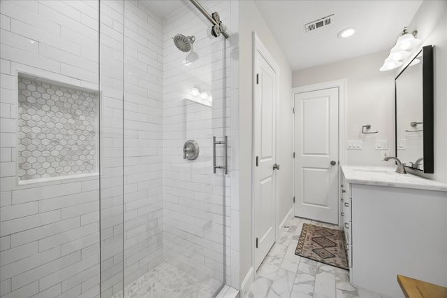 2702 Quincannon Lane, Houston, TX 77043