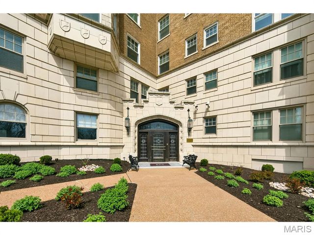 625 S Skinker Boulevard 1702, St Louis, MO 63105