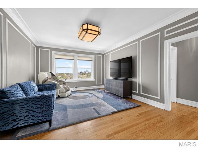 625 S Skinker Boulevard 1702, St Louis, MO 63105