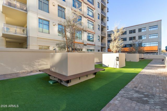2211 E CAMELBACK Road 106, Phoenix, AZ 85016