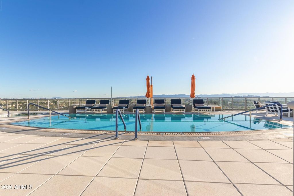 2211 E CAMELBACK Road 106, Phoenix, AZ 85016
