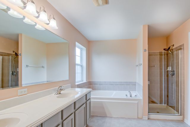 14001 Meadow Lane, Plainfield, IL 60544