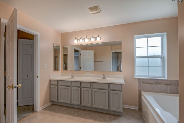 14001 Meadow Lane, Plainfield, IL 60544