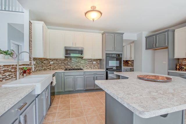 14001 Meadow Lane, Plainfield, IL 60544