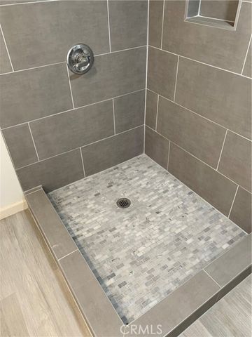 398 N 10th Street, Colton, CA 92324