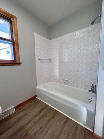 2904 Losey BOULEVARD S, La Crosse, WI 54601