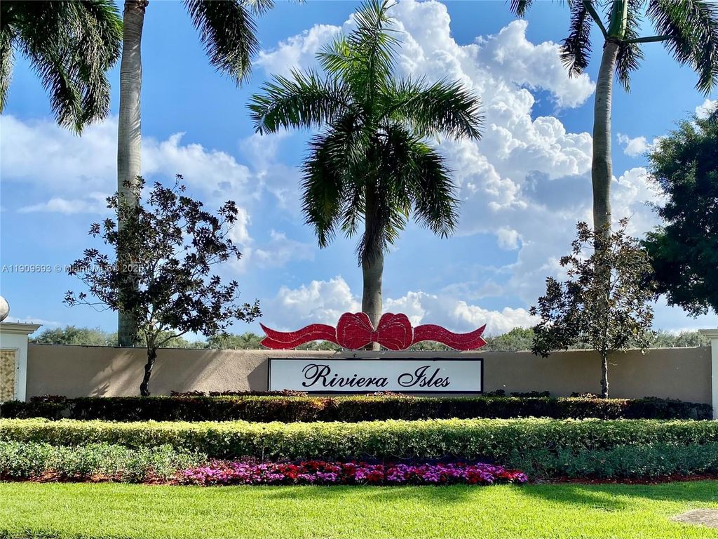 4925 SW 164th Ave, Miramar, FL 33027