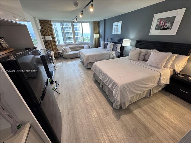 19201 Collins Ave 718, Sunny Isles Beach, FL 33160