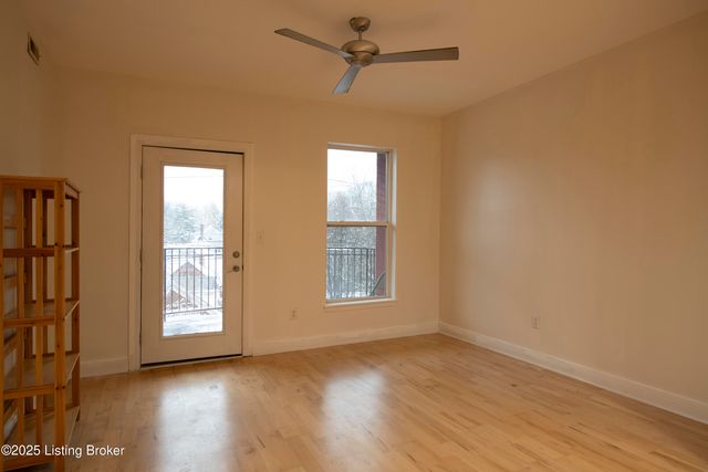 2411 Brownsboro Rd 203, Louisville, KY 40206