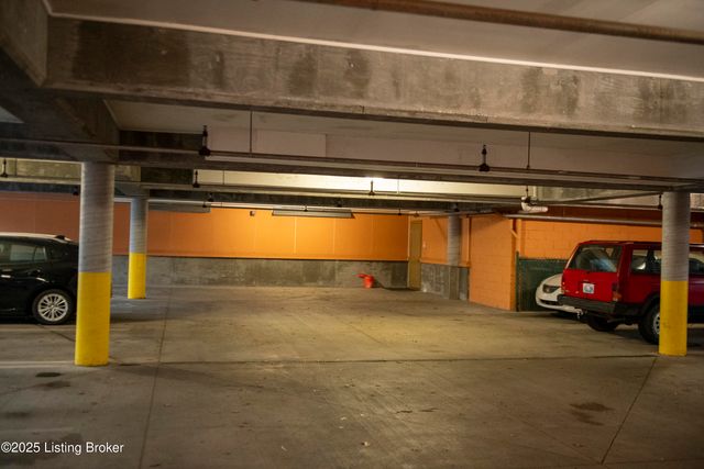 2411 Brownsboro Rd 203, Louisville, KY 40206