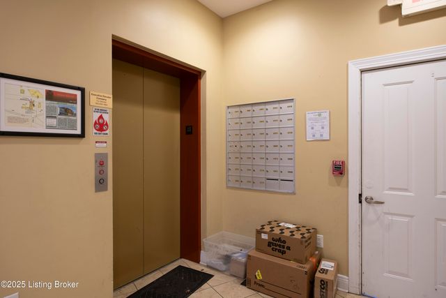 2411 Brownsboro Rd 203, Louisville, KY 40206