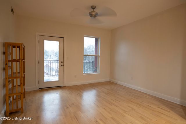 2411 Brownsboro Rd 203, Louisville, KY 40206