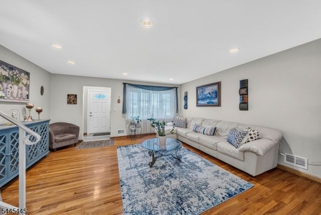 203 Amboy Ave, South Plainfield Boro, NJ 07080