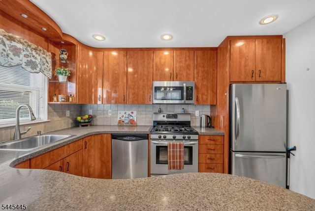 203 Amboy Ave, South Plainfield Boro, NJ 07080