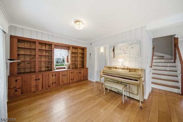 19 Musconetcong Ave, Stanhope Boro, NJ 07874