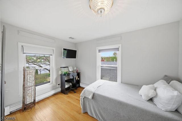 19 Musconetcong Ave, Stanhope Boro, NJ 07874