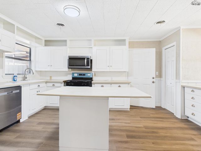 3011 GORDON STREET, Vernon, TX 76384