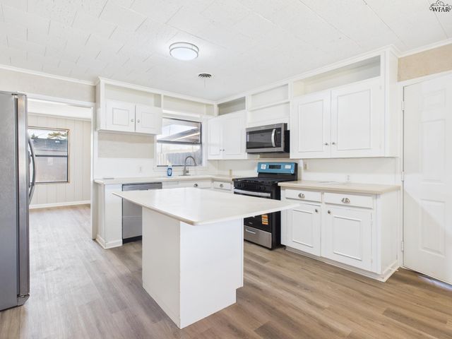 3011 GORDON STREET, Vernon, TX 76384