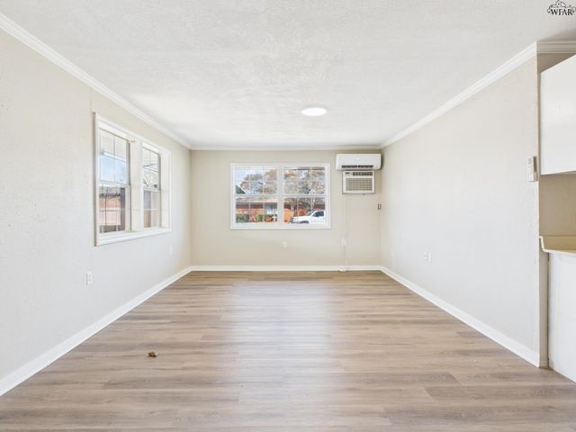 3011 GORDON STREET, Vernon, TX 76384