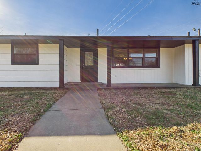 3011 GORDON STREET, Vernon, TX 76384