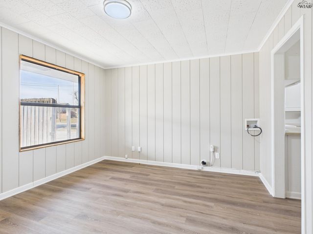 3011 GORDON STREET, Vernon, TX 76384