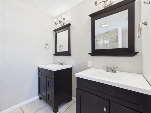 3011 GORDON STREET, Vernon, TX 76384