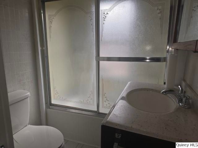 670 E 1st Street, Dallas City, IL 62330