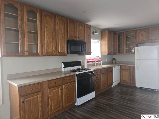 670 E 1st Street, Dallas City, IL 62330