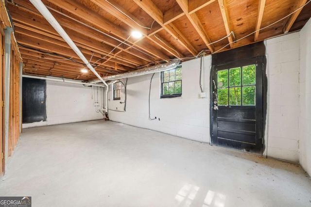 61 Barrett Circle SE, Marietta, GA 30060
