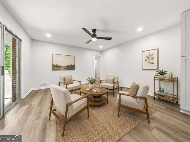61 Barrett Circle SE, Marietta, GA 30060