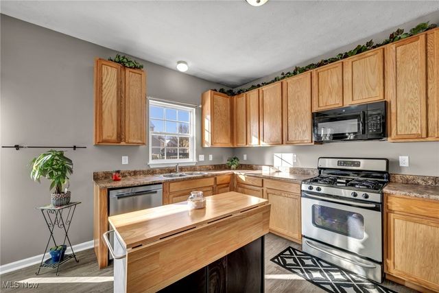 612 S Settlers Lane, Painesville, OH 44077