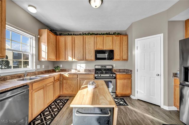 612 S Settlers Lane, Painesville, OH 44077