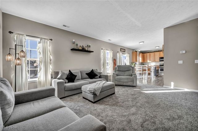 612 S Settlers Lane, Painesville, OH 44077